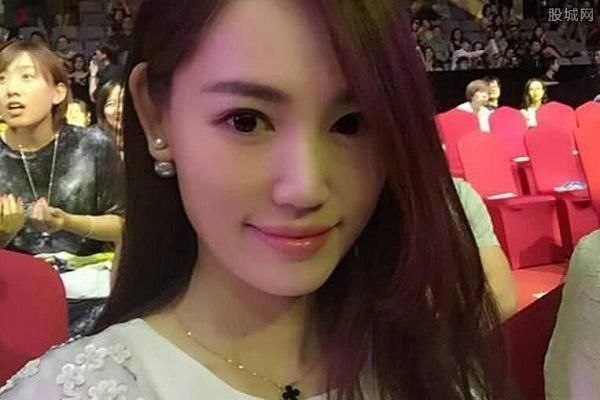 马蓉发布声明证自身清白，网友一头雾水，是恶意炒作还是确有其事