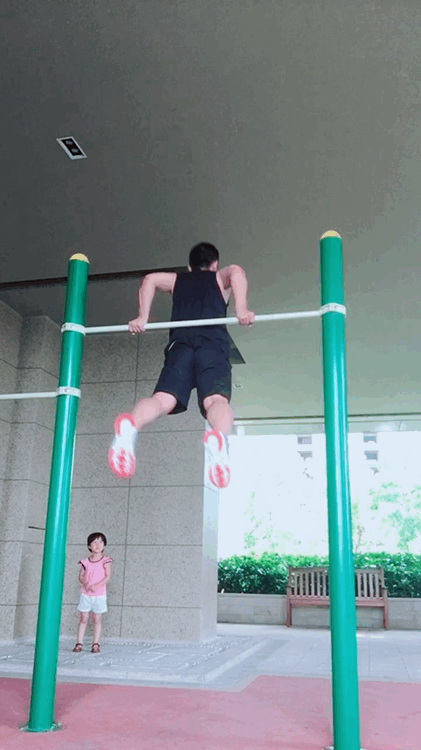 跑鞋中的松糕鞋-酷拉锐 跑鞋 真有那么神奇吗?