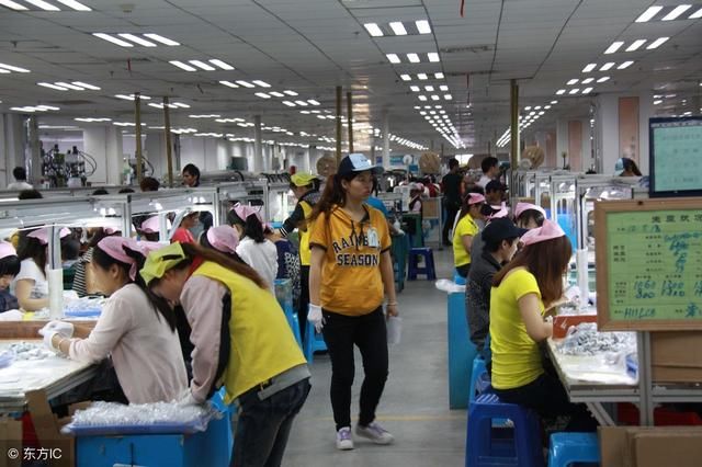 当年席卷全国的富士康争夺大战，缔造了今天富士康的辉煌