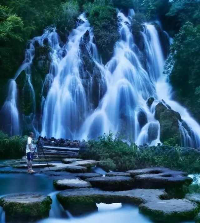 仅十几万人口的贵州小县，拥有堪比张家界的山，不输九寨沟的水!