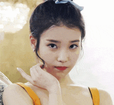  典型@双眼皮、一字眉已经过时了，现在流行「初恋脸」！