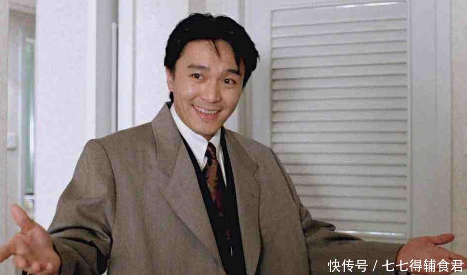  「少林足球」周星驰错了吗？成名后屡遭世人嫌弃，如今白发苍苍为何还在坚持？