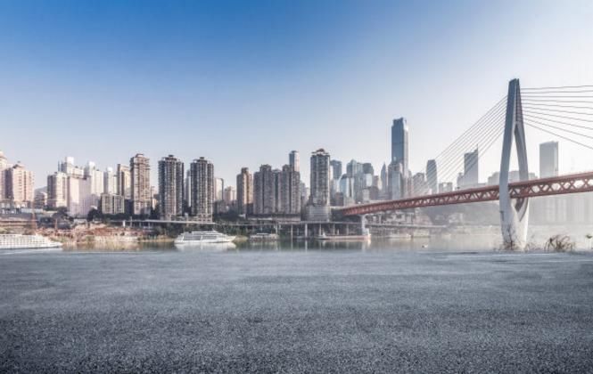 经济@中国面积最大的直辖市，比台湾和海南加在一起还大，是上海的13倍
