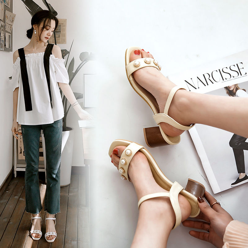 让女人一见倾心的“淑女鞋”，温柔时尚又不累脚，我要给它满分