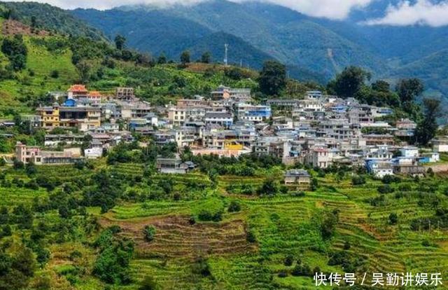 云南有个“土豪村”藏深山里，家家住别墅，满山都是“摇钱树”