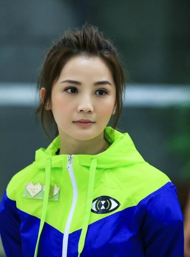 「女生」脸上有这3个特征的女生,不要留“黑长直”,不然会拉低你的颜值