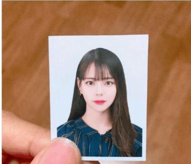 看了韩国妹子的证件照，怀疑自己脸盲！网友：同一个医生很正常！