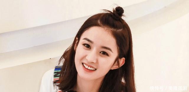 赵丽颖冯绍峰事件新进展,对比之前合照,网友发现有猫腻