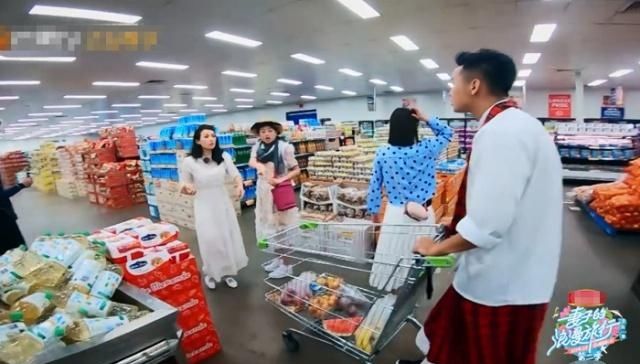 《妻子2》袁咏仪章子怡去购物,两人的消费习惯却透露了真实状态