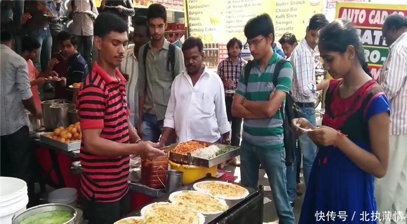 去印度旅游,街边小吃老板疑惑:赚中国游客的钱怎么就这么难?