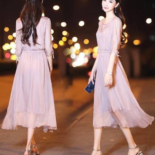 这种连衣裙上身才知道有多美！气场满满，嫩上添嫩，清凉又惬意