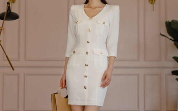 女神孙允珠，彼得堡鎏金刺花乳白西装套裙