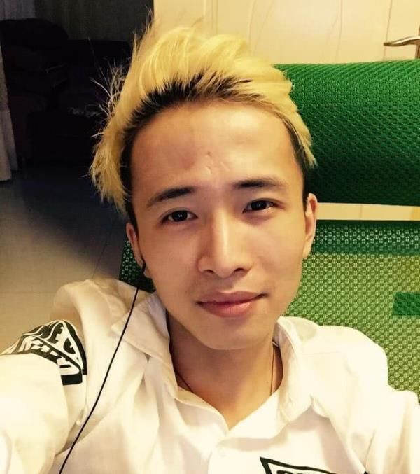 #虎牙#LOL文森特官宣下家,不去斗鱼也不去虎牙,最后还是选了这里