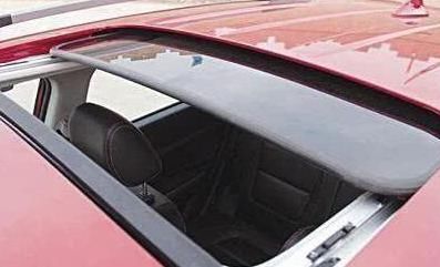  「报废」开10年的车才知“天窗”的作用，有些车主到报废都不懂