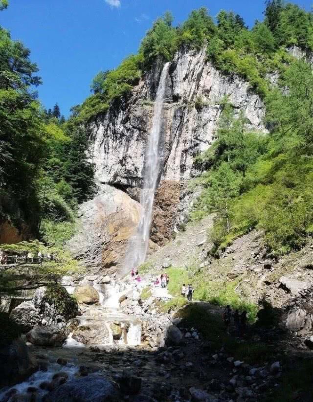 甘肃一座未商业化景区，可媲美四川九寨沟，堪称九寨沟的姐妹景区