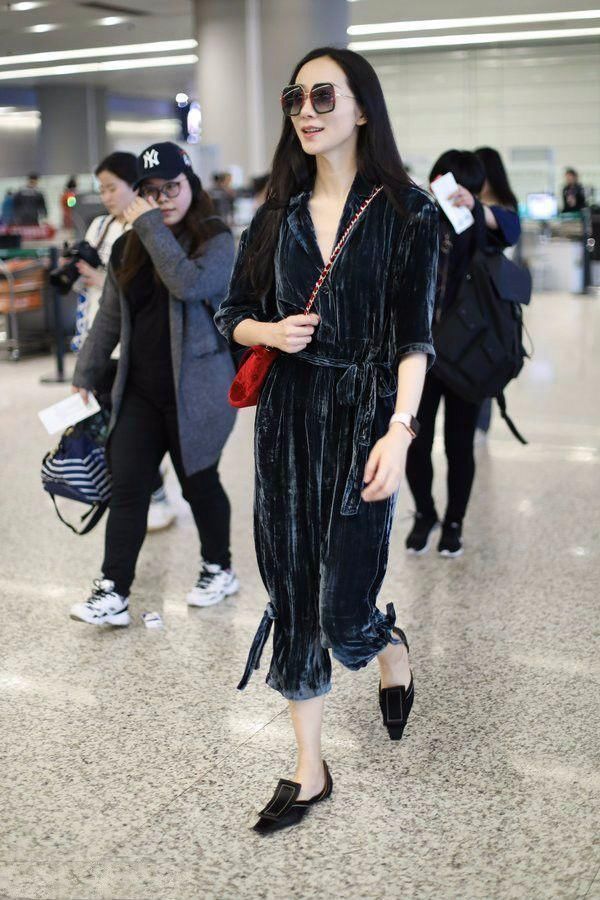 韩雪挑衣服的眼光真心不错，就是鞋子能换双正常点的吗？