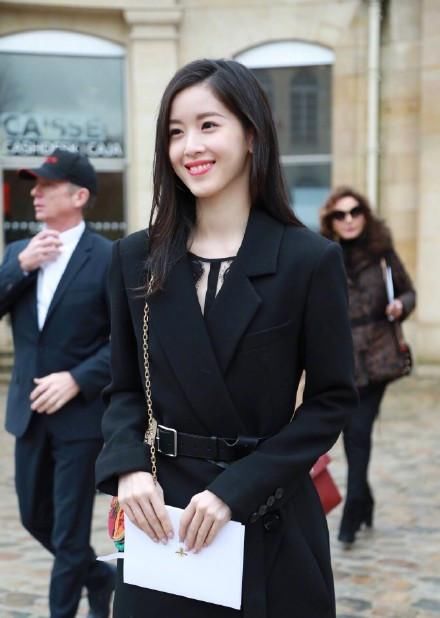 奶茶妹妹变抹茶妹妹？看奶茶妹妹的搭配，阔太与网红的实力差距