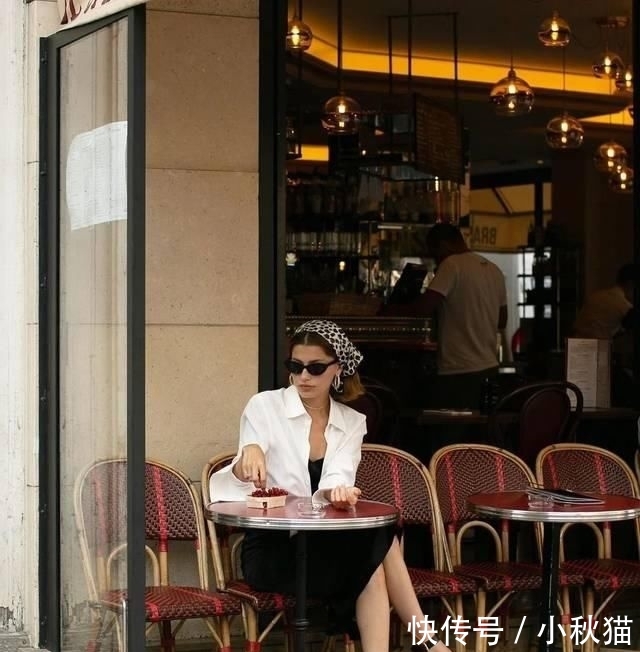  春天■春天到了，法国女人都在穿什么裙子？
