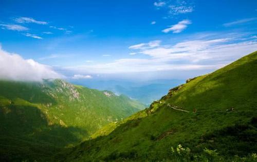 这些小众而绝美的旅行地才是你四月最值得去的地方