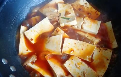  『特别』豆腐的这个做法，不用煎，不用炸，吃着嫩还香，特别下饭