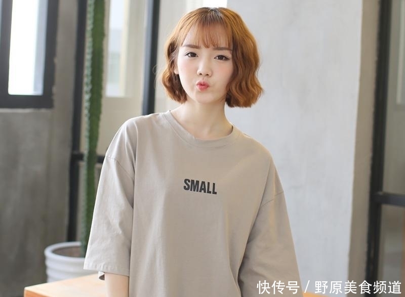  「气质」真正有品味的女人，不会穿这2种衣服，多穿另2种，提升气质有品味