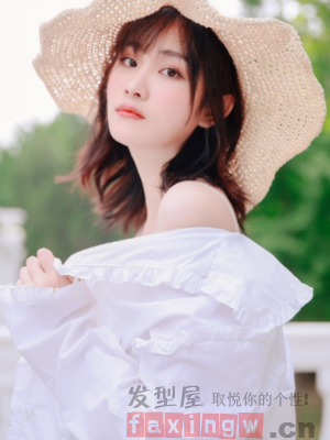 适合初秋的清新女生发型 选对发型很重要