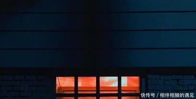 『让自己』很多不幸,是心甘情愿的