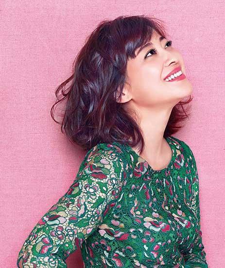 妹子，你还减肥？43岁的梅婷撞衫田海蓉，输了年龄赢了身材