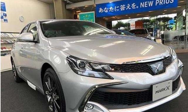  『LV6』丰田又火了！全新锐志霸气复产，搭纯进口2.5LV6，或24W看啥A4L