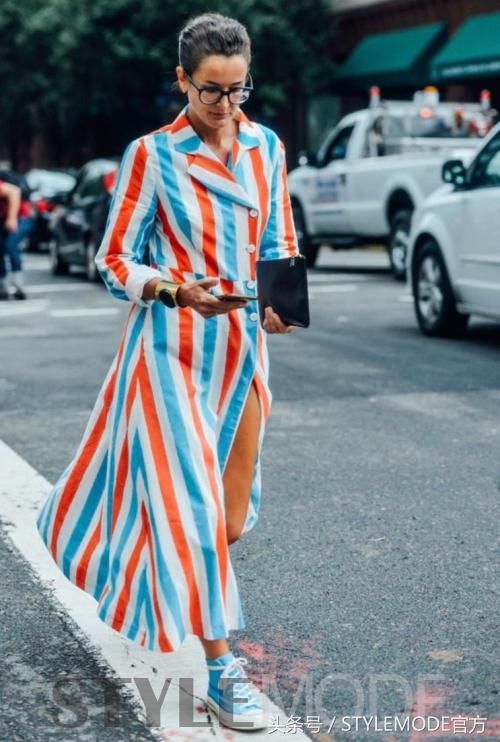 2018入秋的潮流裙装了解一下！
