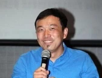  「差距」冯巩四位徒弟能力差距大，被捧的徒弟心术不正，不捧的徒弟已走红