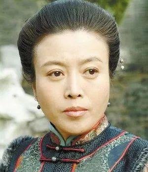  『寄养』悲惨的胡琳娜从小被寄养长大，与母亲丁嘉丽15年只见过两面