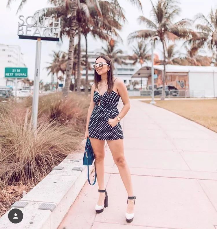 沈月的五五分身材还有救吗?看ins身高160的博主怎么解锁尴尬身材