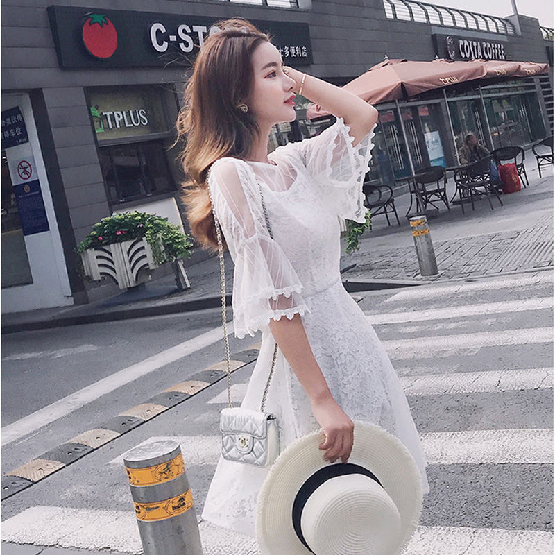 一饱眼福!身材丰满的女人就该穿蕾丝裙!男人就喜欢这样的