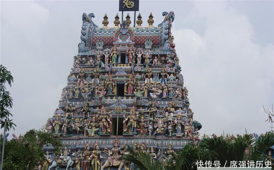 印度建世界第一高雕像:数十万村庄募捐旧农具和金属,如今成这般