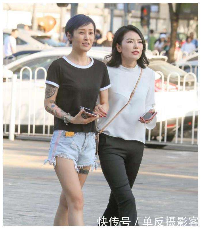 路人街拍, 穿出自己时尚风格, 网友: 满满的女神气质