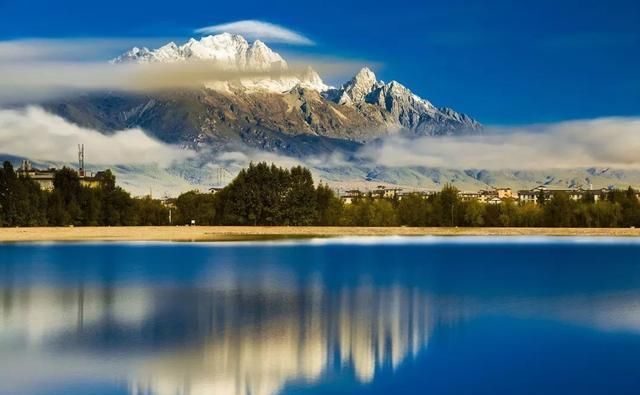 喜欢自驾吗？这十条线路你一定有喜欢的