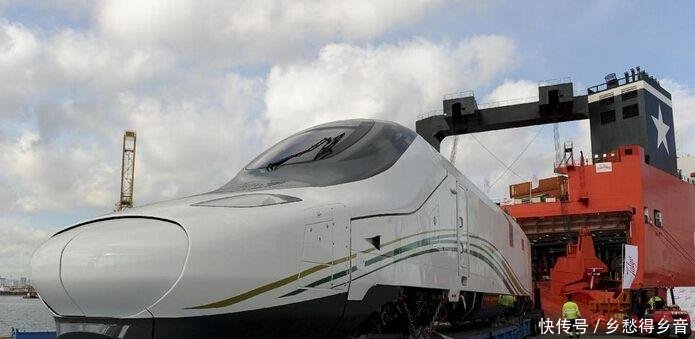  高铁■全球首条沙漠高铁，总投资1100亿元，不在中国却由中国人