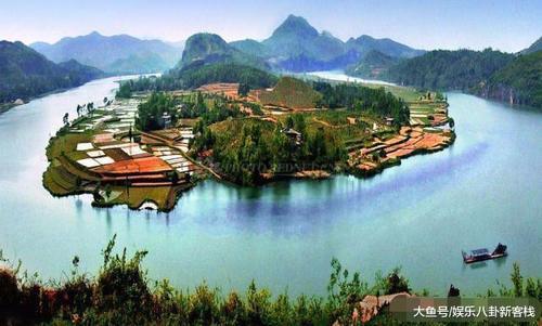 湖南喜迎一条新高铁, 耗资约276亿, 途经多个旅游热点城市