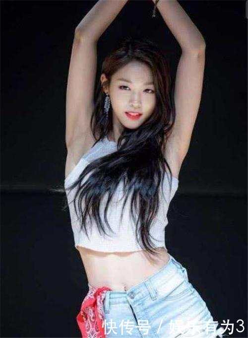 23岁的她这腿这腰这胸美的让人无法直视, 网友大呼想要谈恋爱