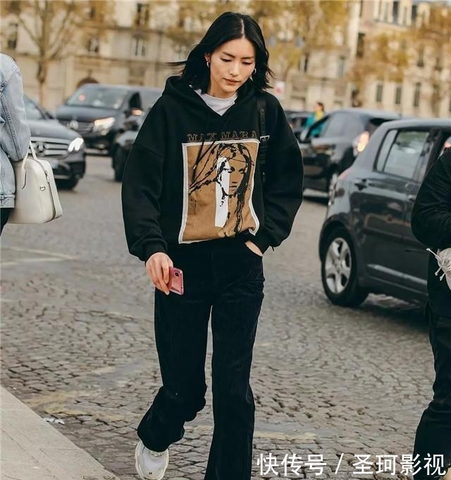  「叠穿在一起」女人穿卫衣少犯这“4个”错误，容易穿出“廉价感”，颜好也没用