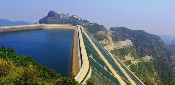 中国挖出22个“天然电池”？却受益3亿人，美国：中国太厉害了