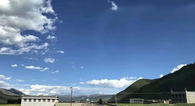 青藏线难，川藏线美，一入西藏误终身