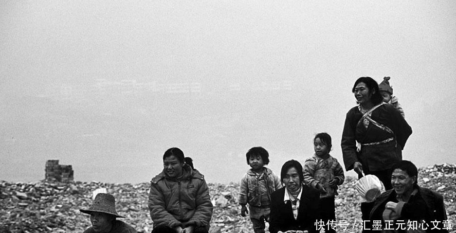  「邓小平」邓小平是土生土长的四川人，为啥却要把四川一分为二原来是这样