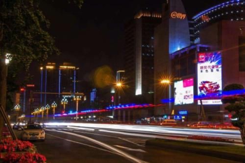  我国：我国第二个拥有“六环”的城市，投资两百多亿，有望成为