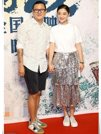 当40岁袁泉和43岁梅婷同框,终于见识了气质脸的最高级形式