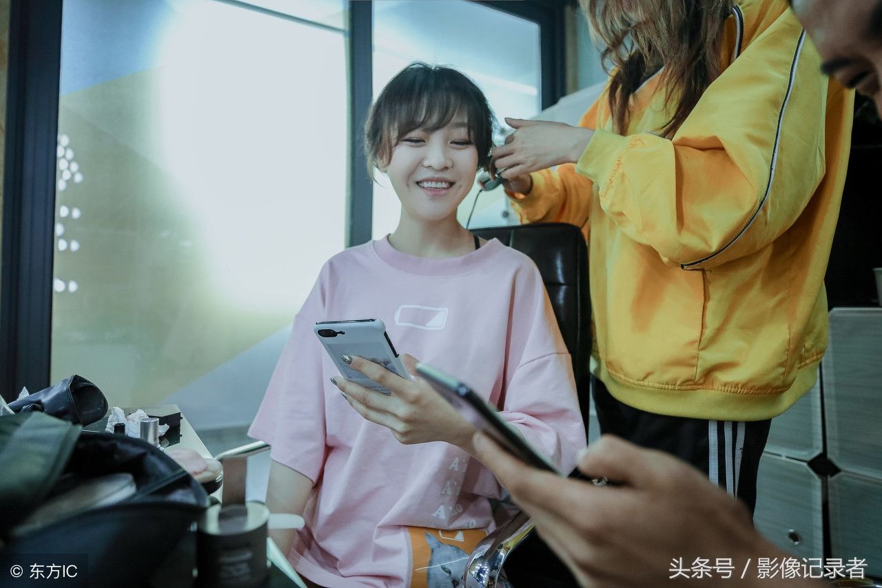 95斤美女1小时吃千只小龙虾，吃怕自助餐老板，月薪全花在吃上