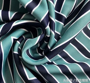 评测范德安泳衣，助你凸显完美好身材