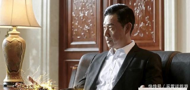  #侯亮平#此人在《人民的名义》中也官至副国级，却连赵立春不敢