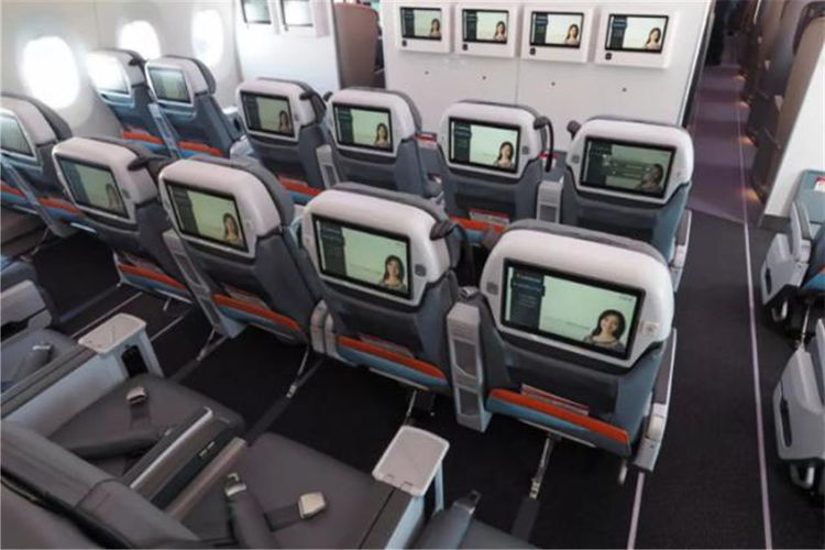 世界上飞行时间最长航班：直飞将近20个小时，空姐都难以忍受！